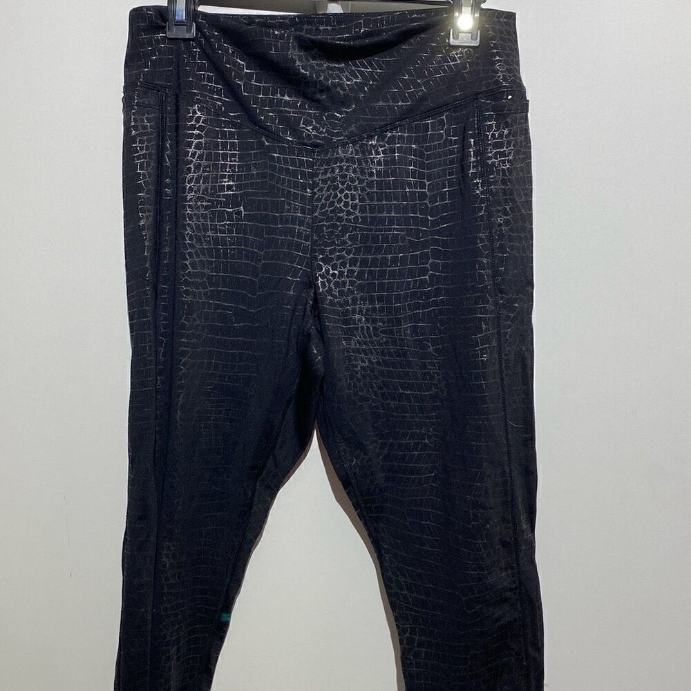 PINK Victoria's Secret Women's Black Snake Print Wide Waistband Leggings Size XL